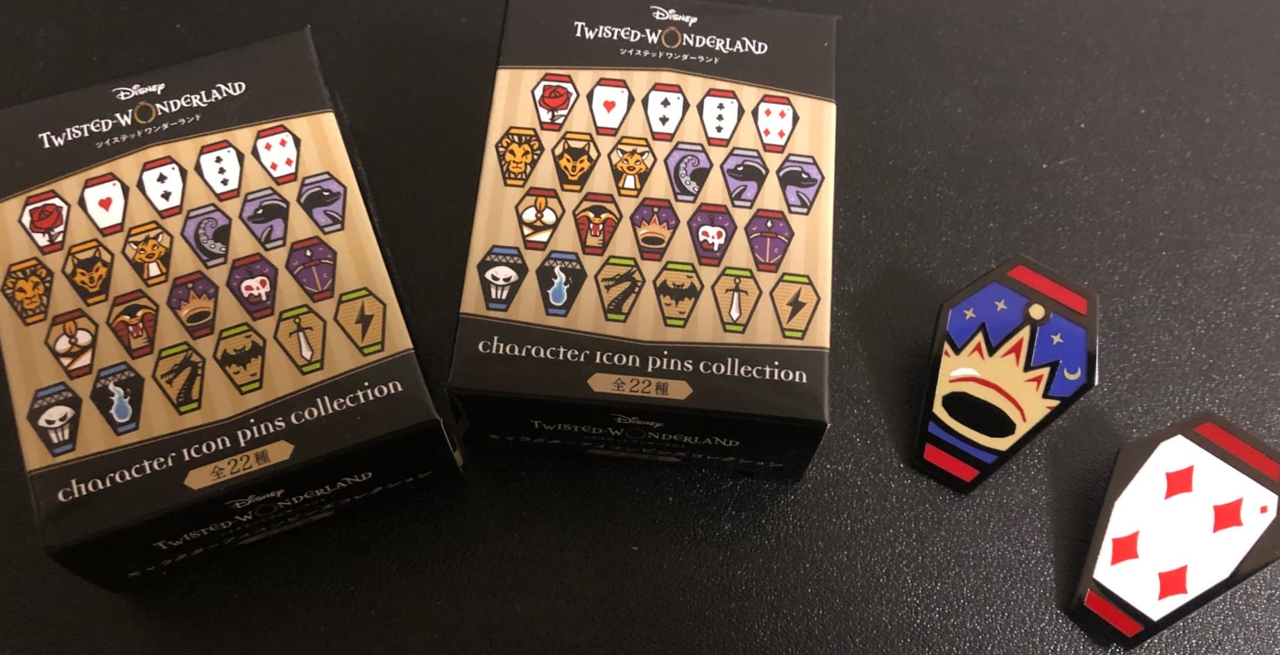 ディズニーツイステCharacter icon pins collection